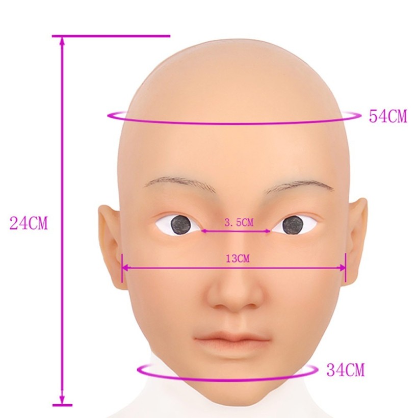 Masque en silicone, un visage féminin, un réalisme surprenant