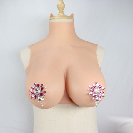 Buste gros seins en silicone, col haut