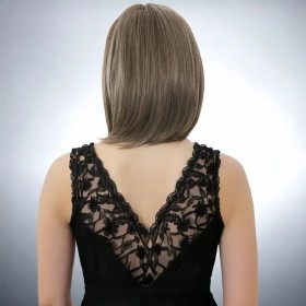 Perruque carré châtain mi-long avec frange